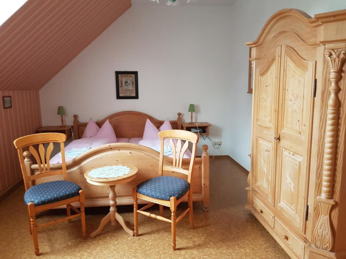 Gasthaus Und Hotel Peterhaensel Spechtsbrunn Экстерьер фото